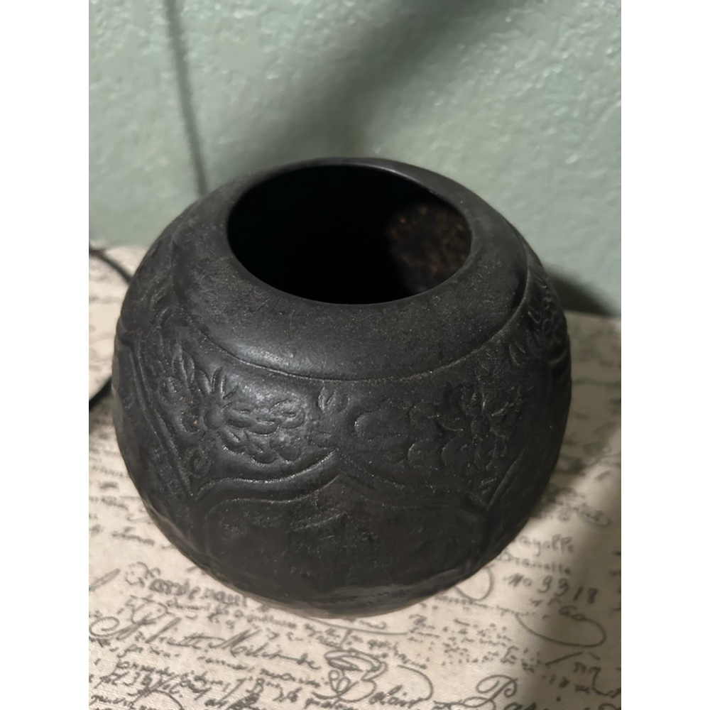 Unbranded Black Embossed Round Vase One Size